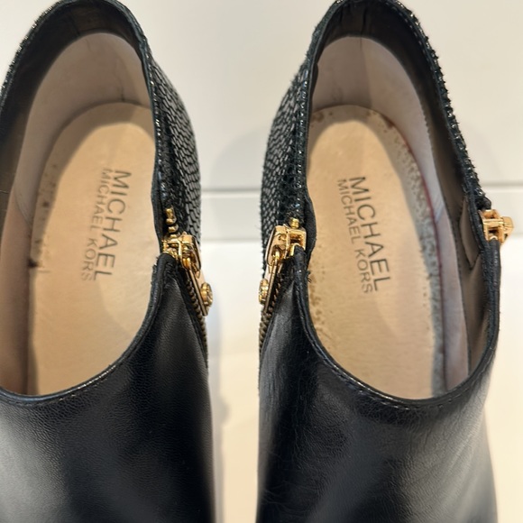 MICHAEL Michael Kors black Booties - Picture 7 of 9
